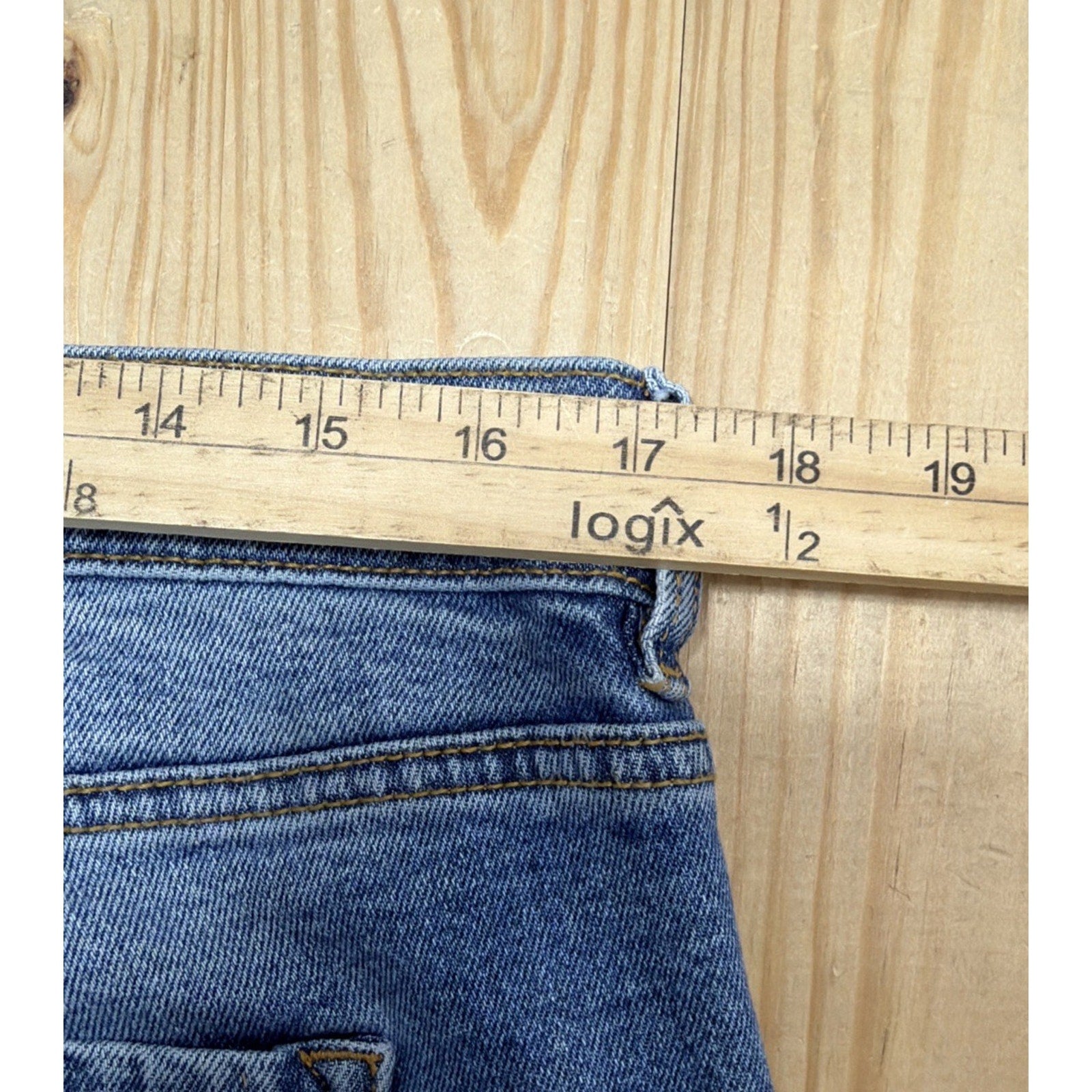 Ms. Cello High Rise Mom Jeans Med Wash 5 Pocket Size 1X 34x29
