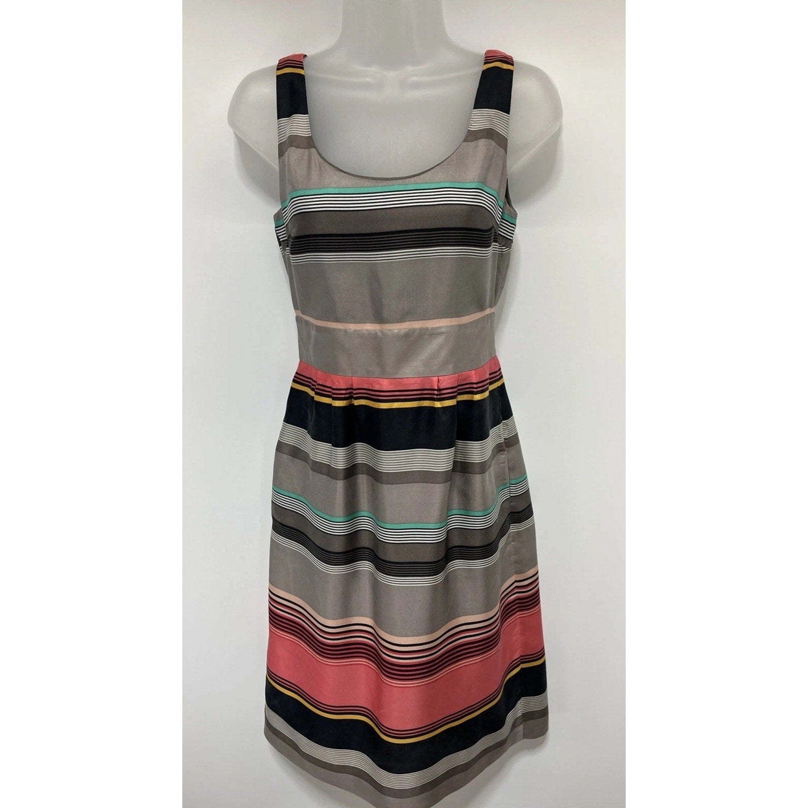 Banana Republic Sheath Dress Women Size 0 Striped 100% Silk Scoop-Neck Colorful
