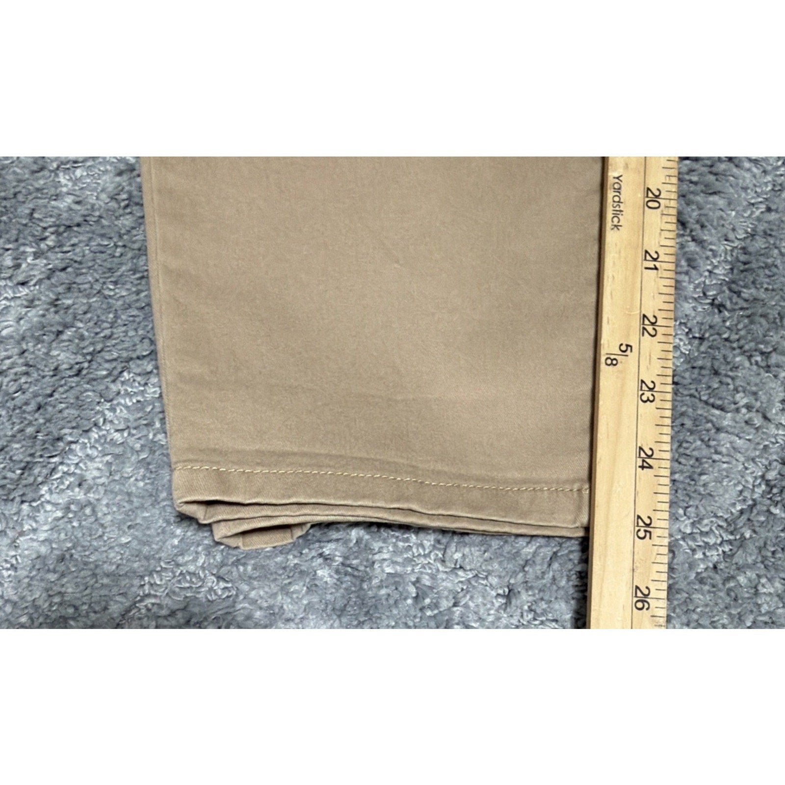 Liz Claiborne Cargo Crop Women's Size 8 Casual New 34x25