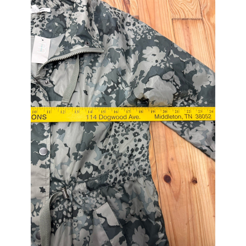 Maurices Green Camo Floral Cinch Waist Windbreaker Jacket Size Small