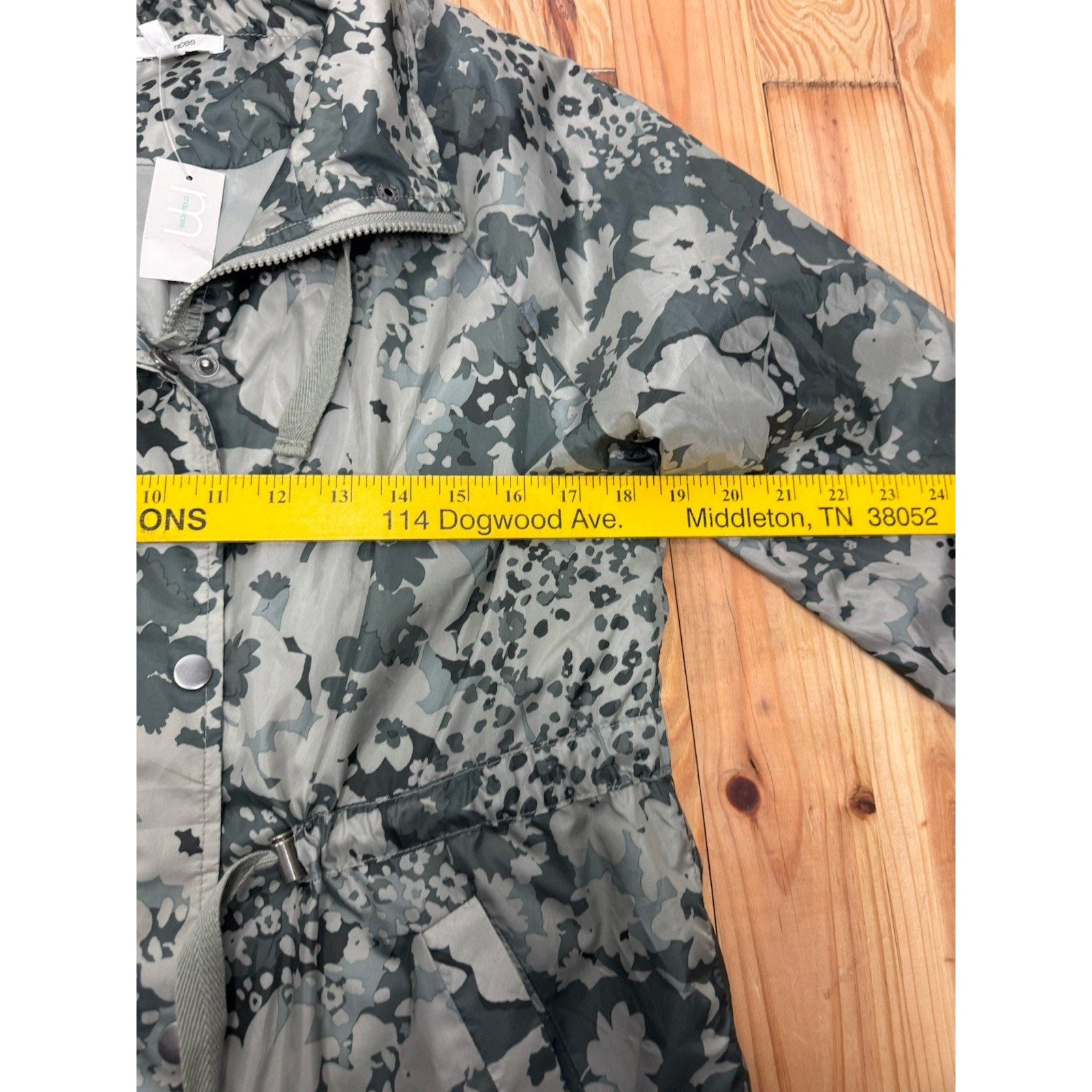 Maurices Green Camo Floral Cinch Waist Windbreaker Jacket Size Small