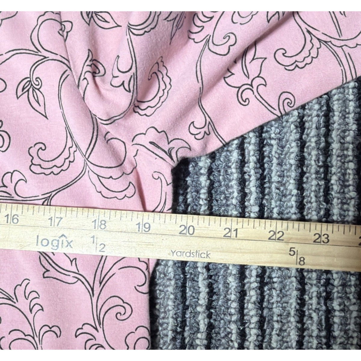 Chico's Womens Large 3/4 Sleeve Pink Paisley Damask Casual Top Stretch