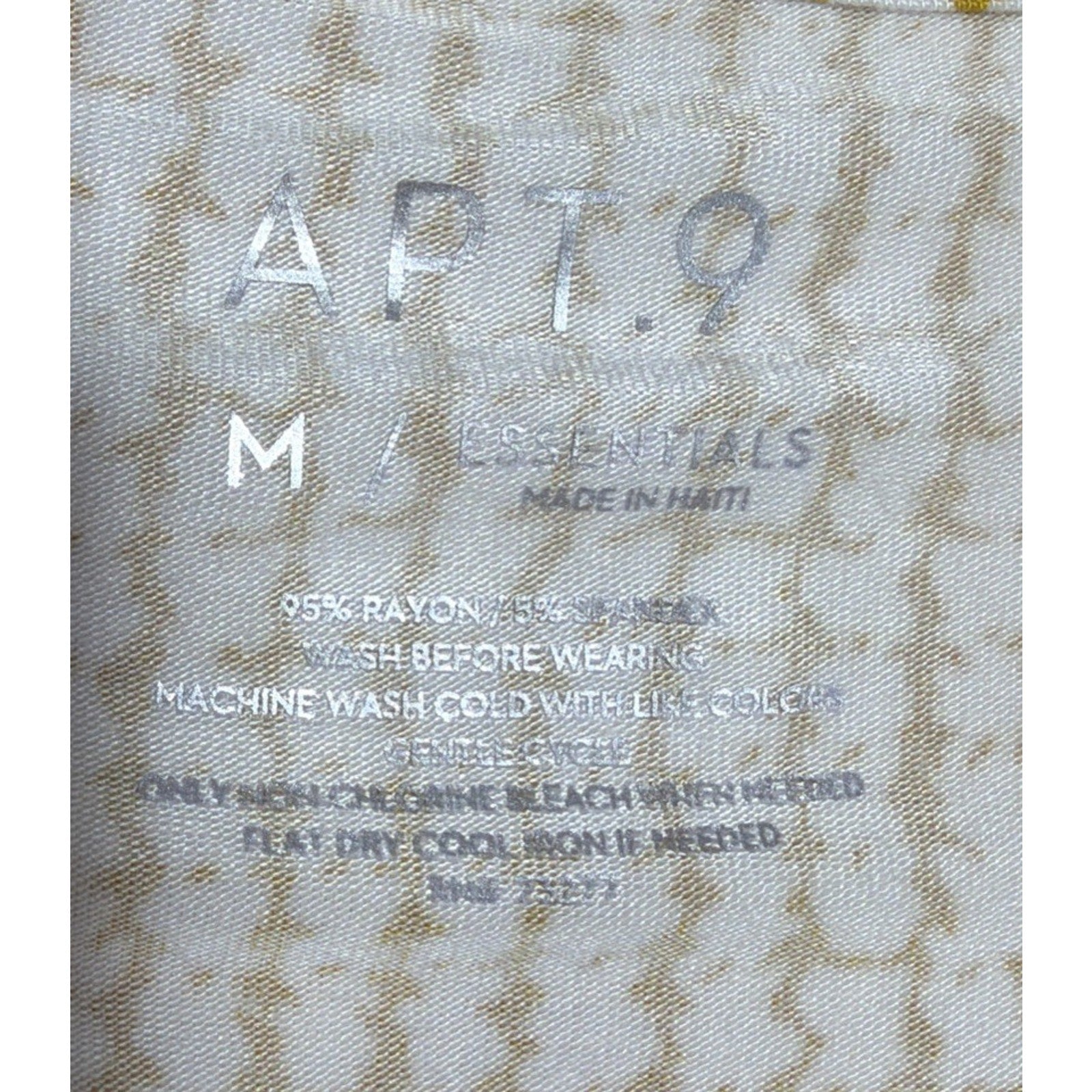 APT 9 Women's Essential Tee Shirt Top Medium Yellow White Twists Design New