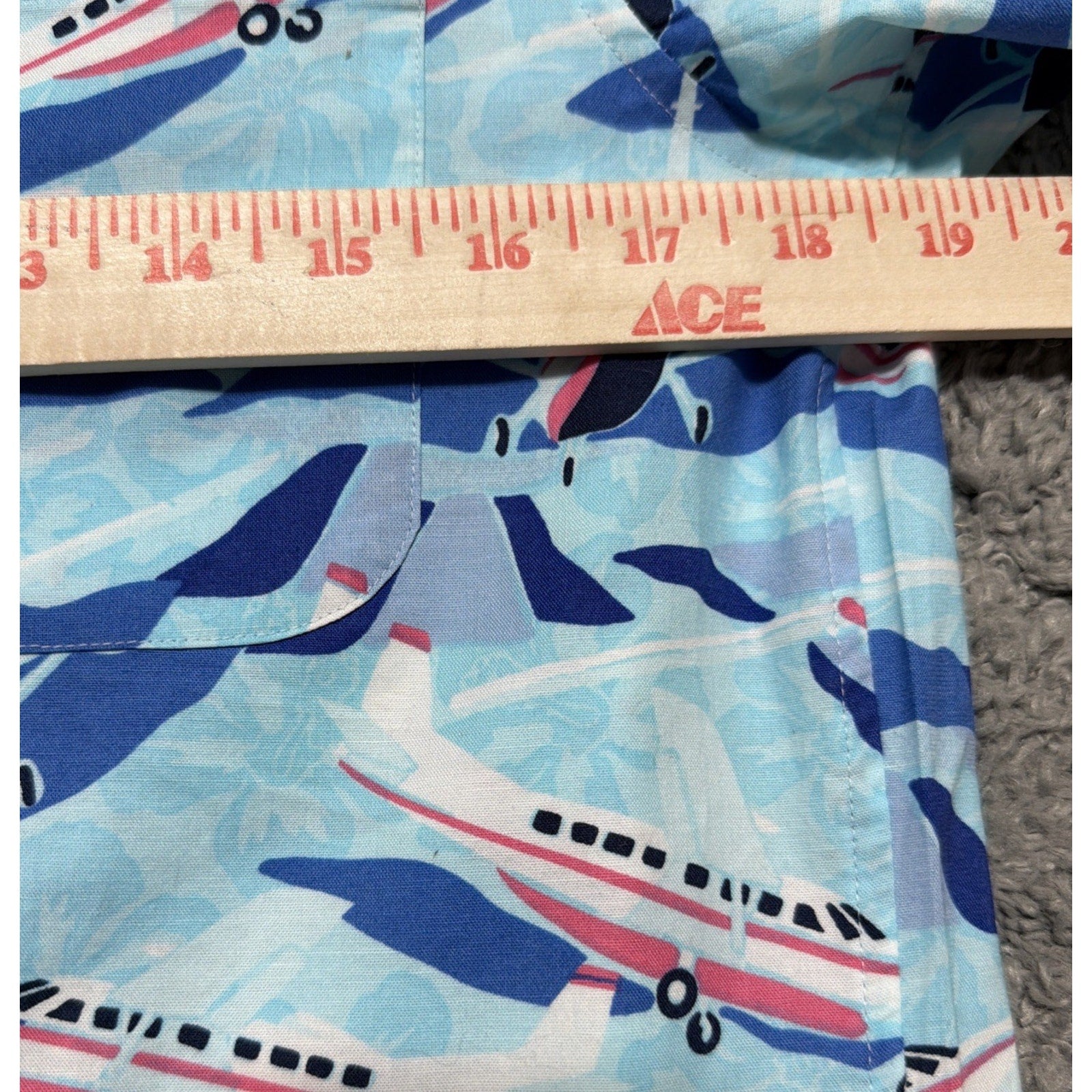 Vineyard Vines Jet Set Airplane Print Button Down Shirt Men’s Small Blue NWT