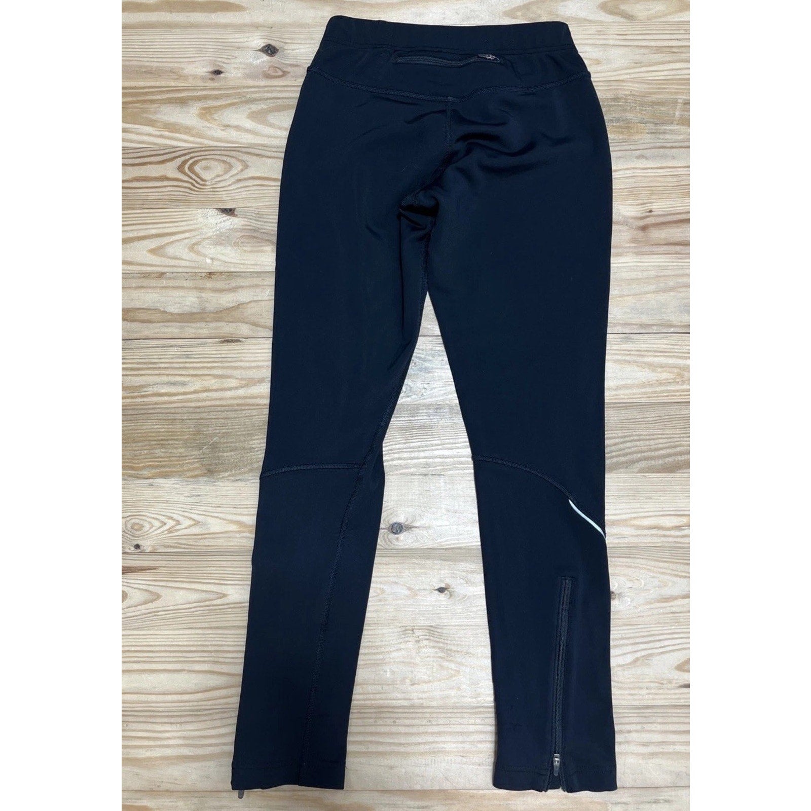 The North Face Hakuun 7/8 Reflective Athleta Leggings Size Small 28”