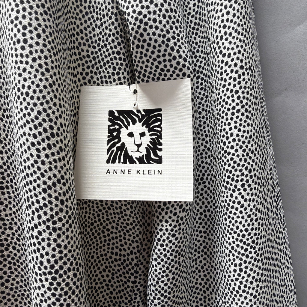 Anne Klein Women’s Tunic Blouse Medium Black White Polka Dot Split Neck NWT