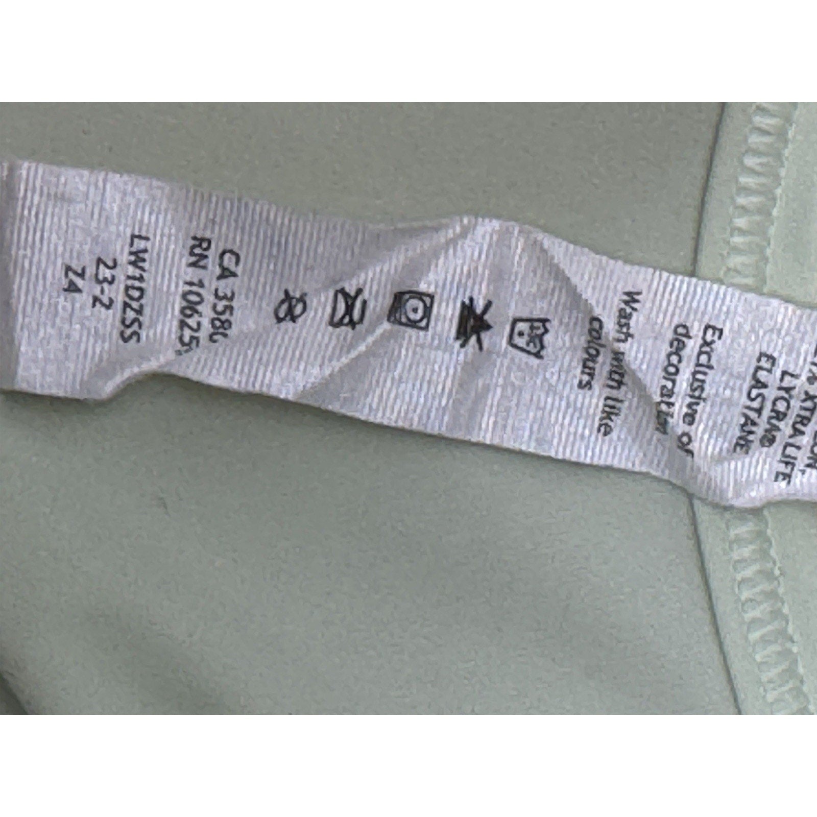 Lululemon Swift Ventilated Running Tank TopScream Green Light Women’s Size 8