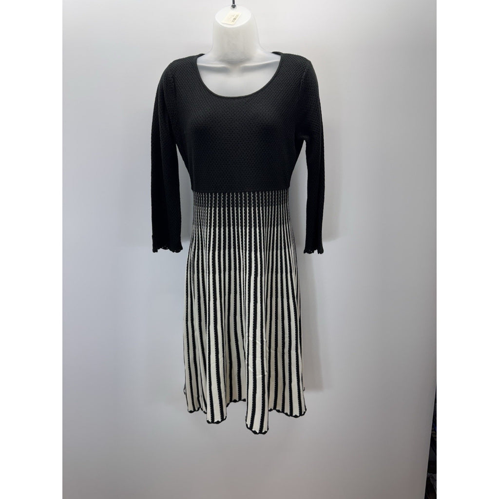 Calvin Klein Women’s Dress Medium Black White Sweater Dress Knee Length Striped