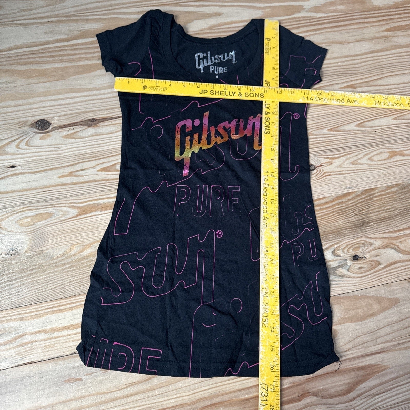 Gibson Pure T-Shirt Black Hot Pink Junior Size Small New Without Tags Vintage