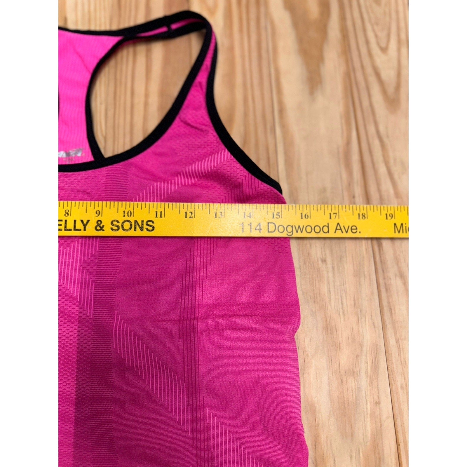 Avia Women's Black and Hot Pink Athletic Workout Gym Tank Top Size Medium