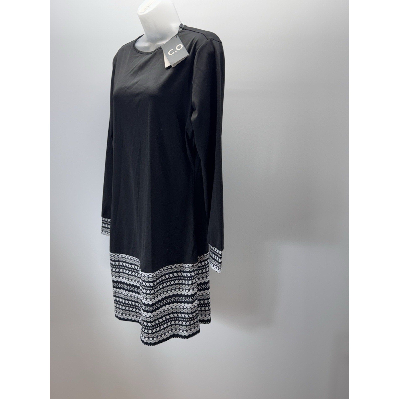 C.O.Z.Y Black Dress White Gray Geometric Design Women’s Size Large NWT
