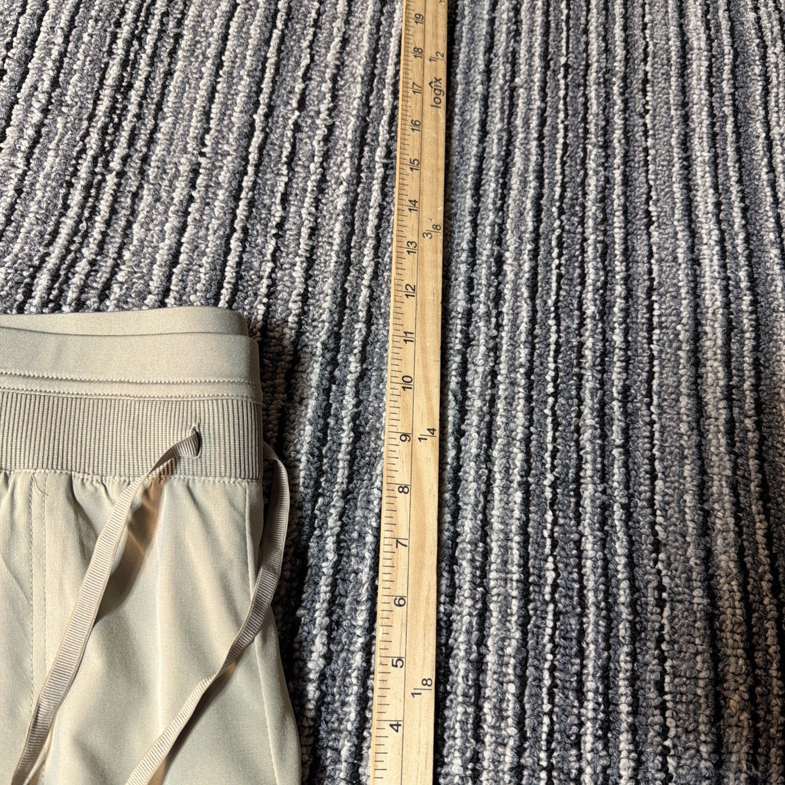 Kyodan women’s L Pants Pull On crop jogger Pockets Drawing Women's beige/tan NWT
