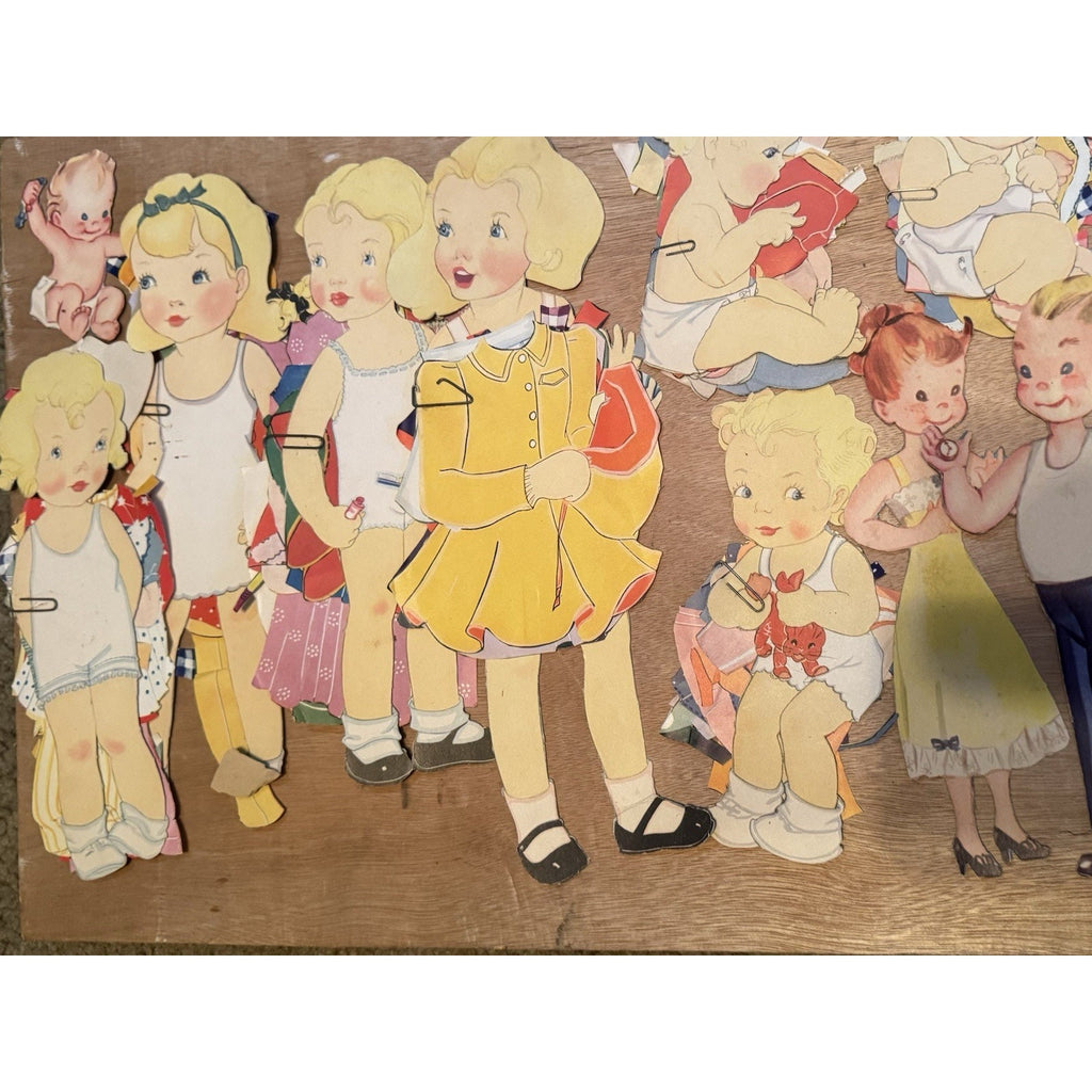 Huge Vintage Paper Dolls Lot 1930s 40s 50s Dolls Clothes Outfits Ephemera 100+
