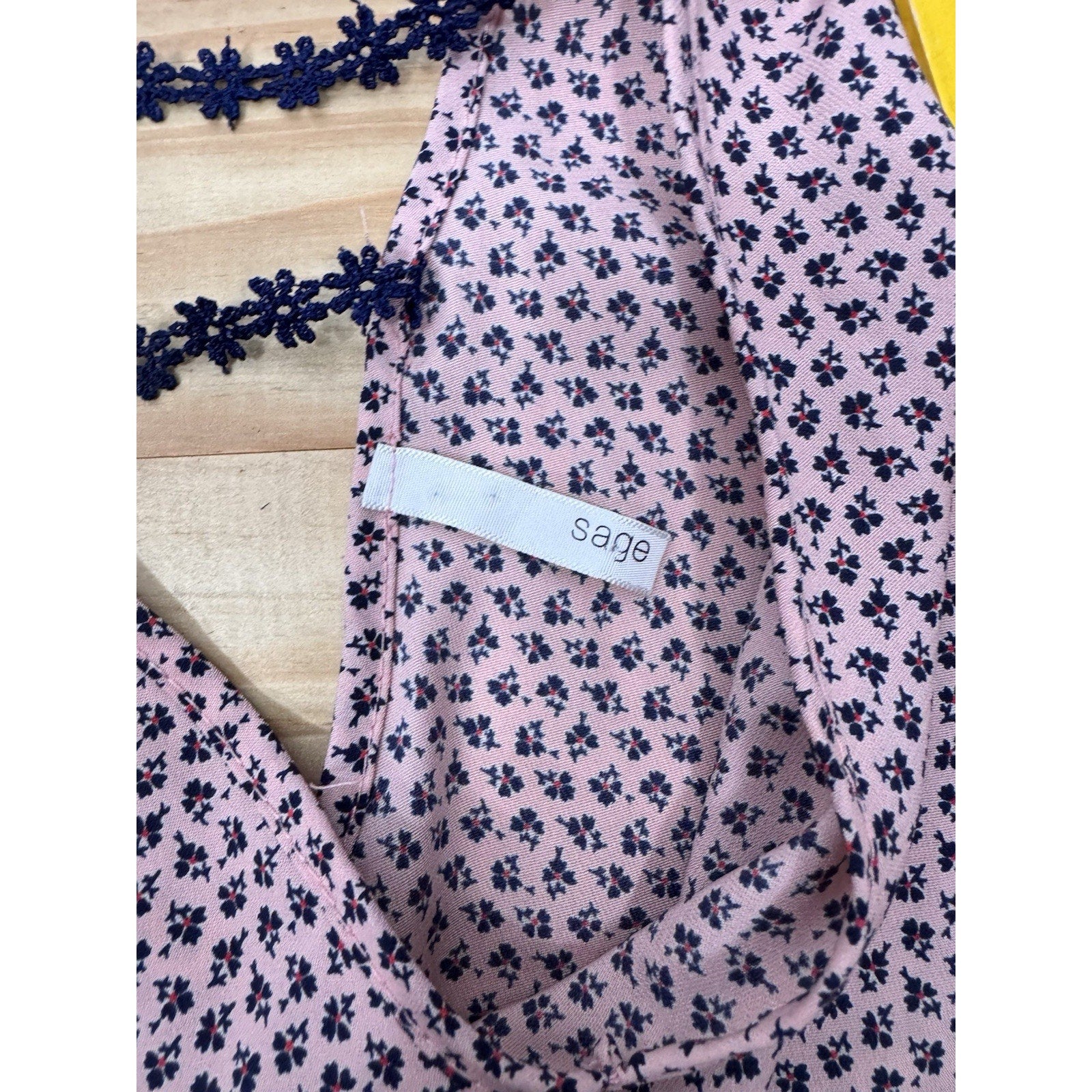 Sage Women's Blush Pink & Black Bell Sleeve Blouse Top Size Large