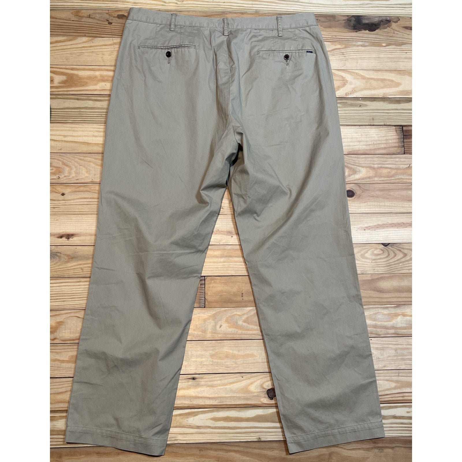 Polo Ralph Lauren Men's Size 40x31 Classic Fit Pleated Beige Chino Pants