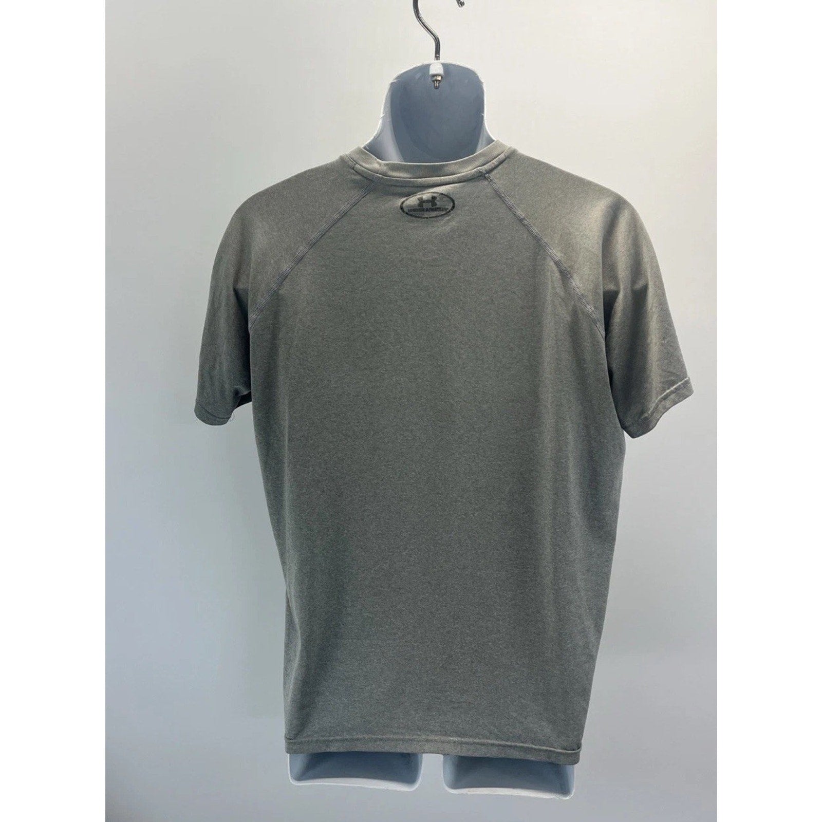 Under Armour Heat Gear Gray Loose Fit Lightweight Compression Shirt Men’s M