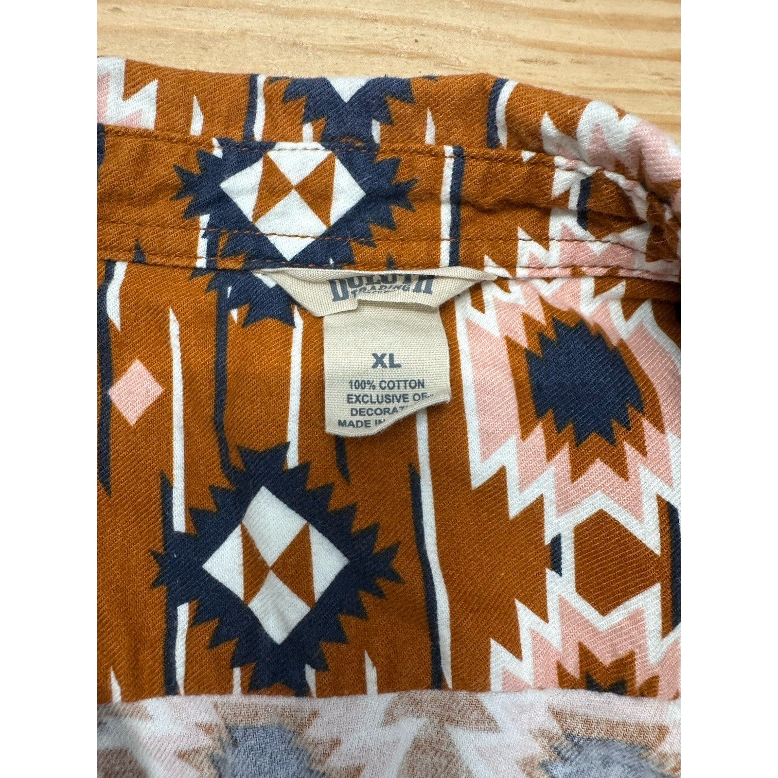 Duluth Trading Aztec Western Button Shirt Women’s X-Large Brown