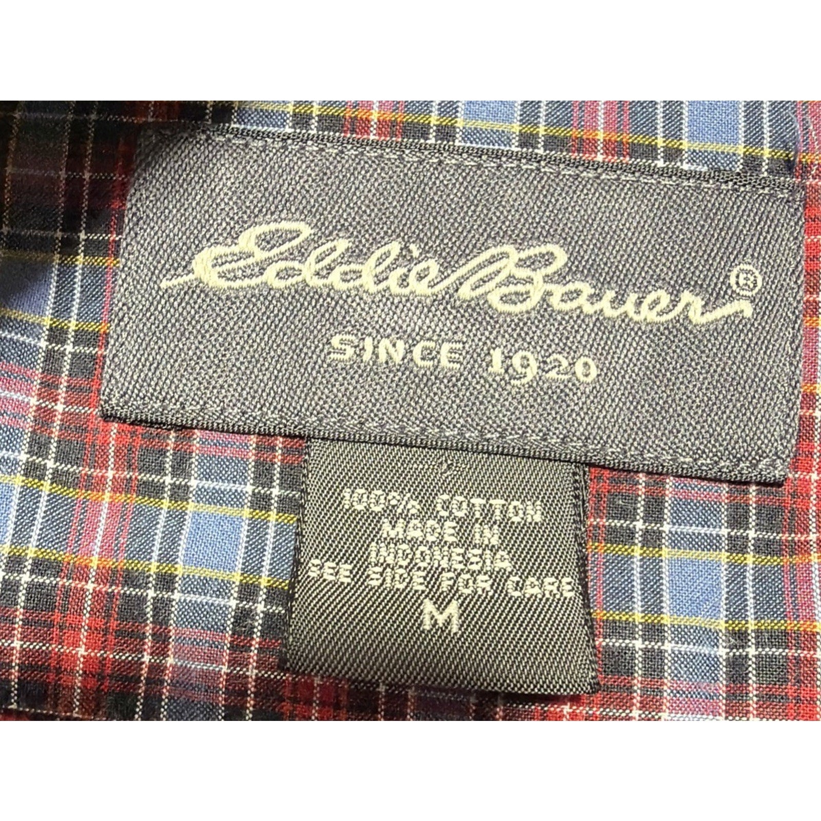 100% Cotton M Eddie Bauer Shirt Men's Button Up Red Blue Plaid Long Sleeve