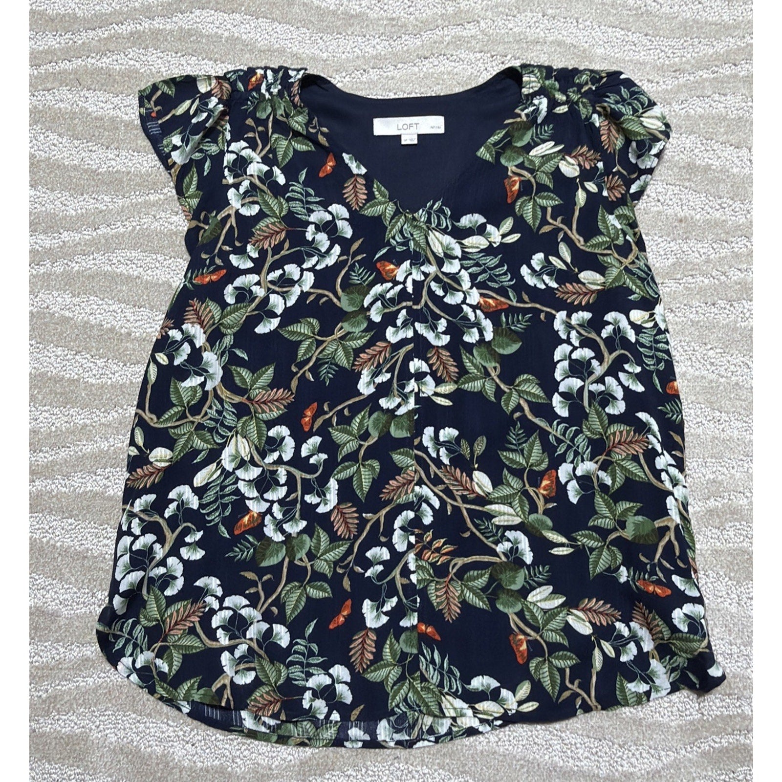 Women's Ann Taylor LOFT Floral Butterfly Lined Navy Blue Cap Sleeve Top SP