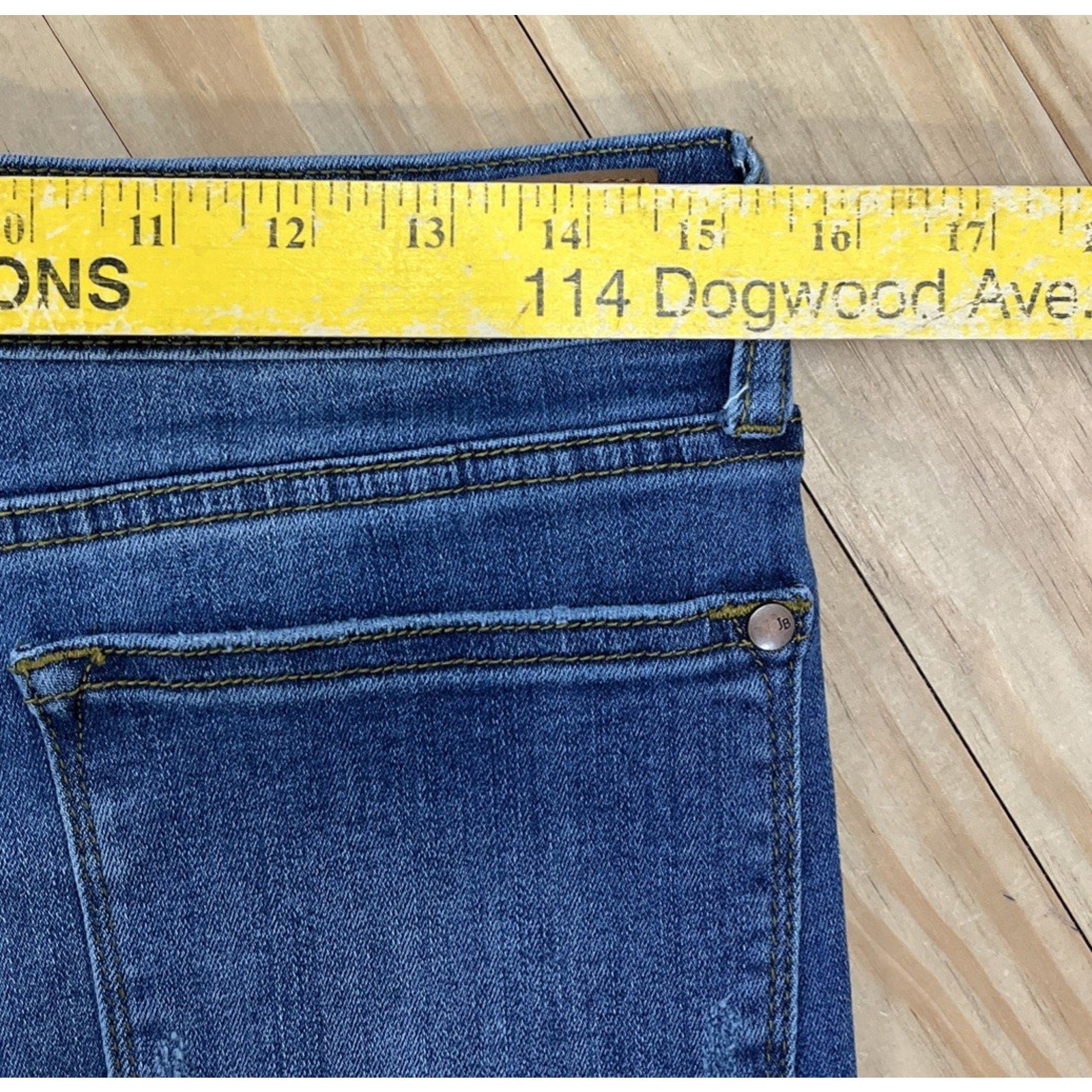 Judy Blue Jeans Womens Size 32 Relaxed Fit Medium Wash Stretch
