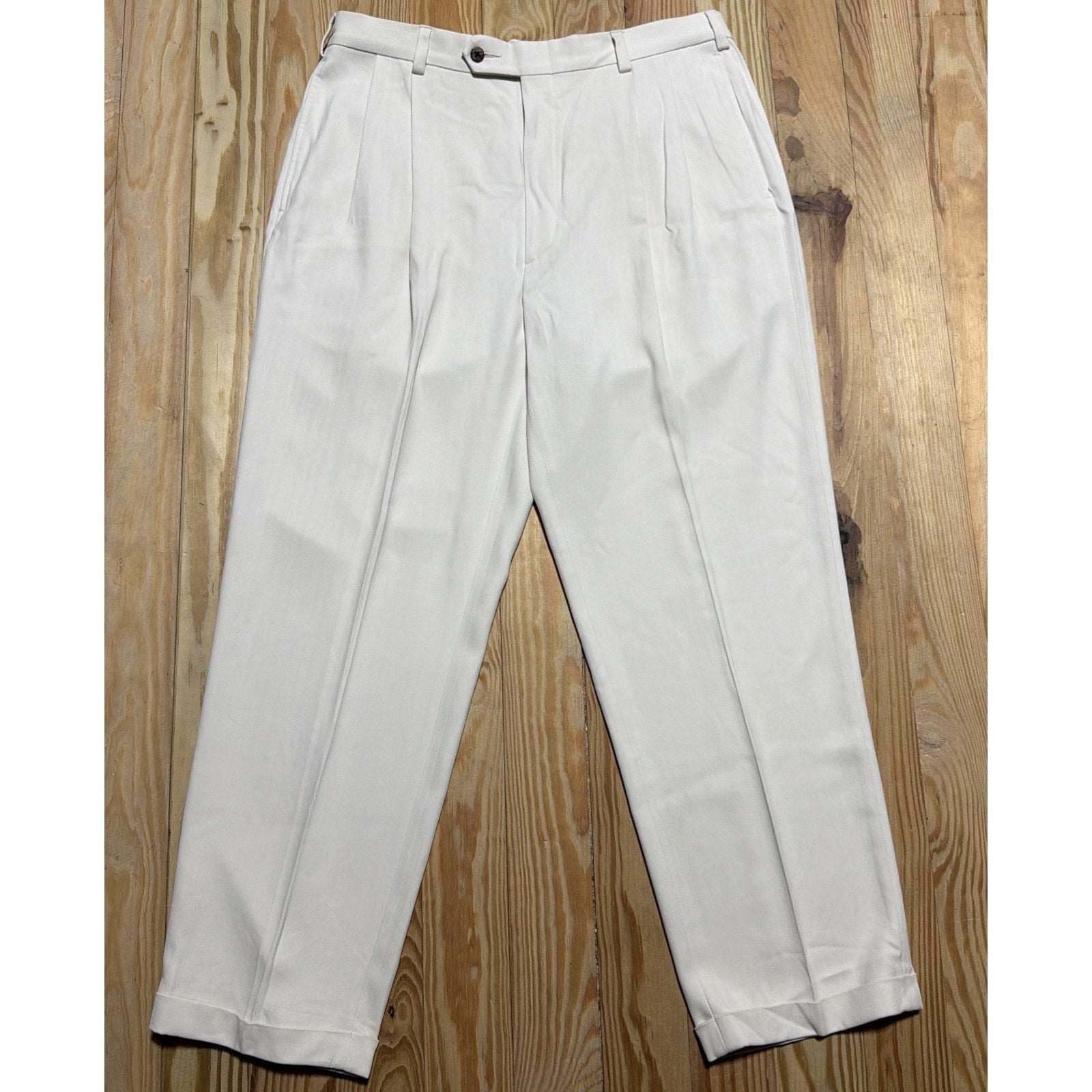 Jos A Bank Men's Ivory Twill 100% Silk Pleated Casual Pants 36x29 Excellent