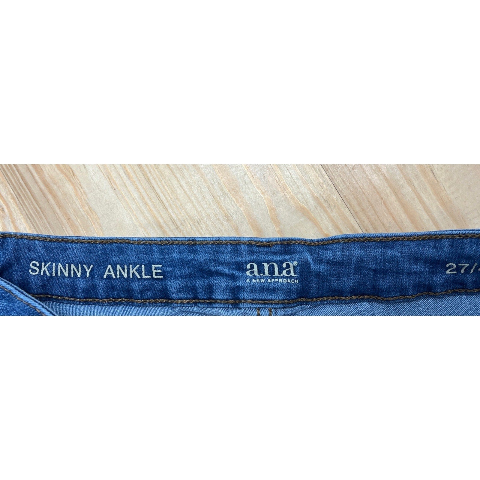 a.n.a. New Approach Jeans Blue Soft Stretch Jegging Ankle Skinny Size 27/4