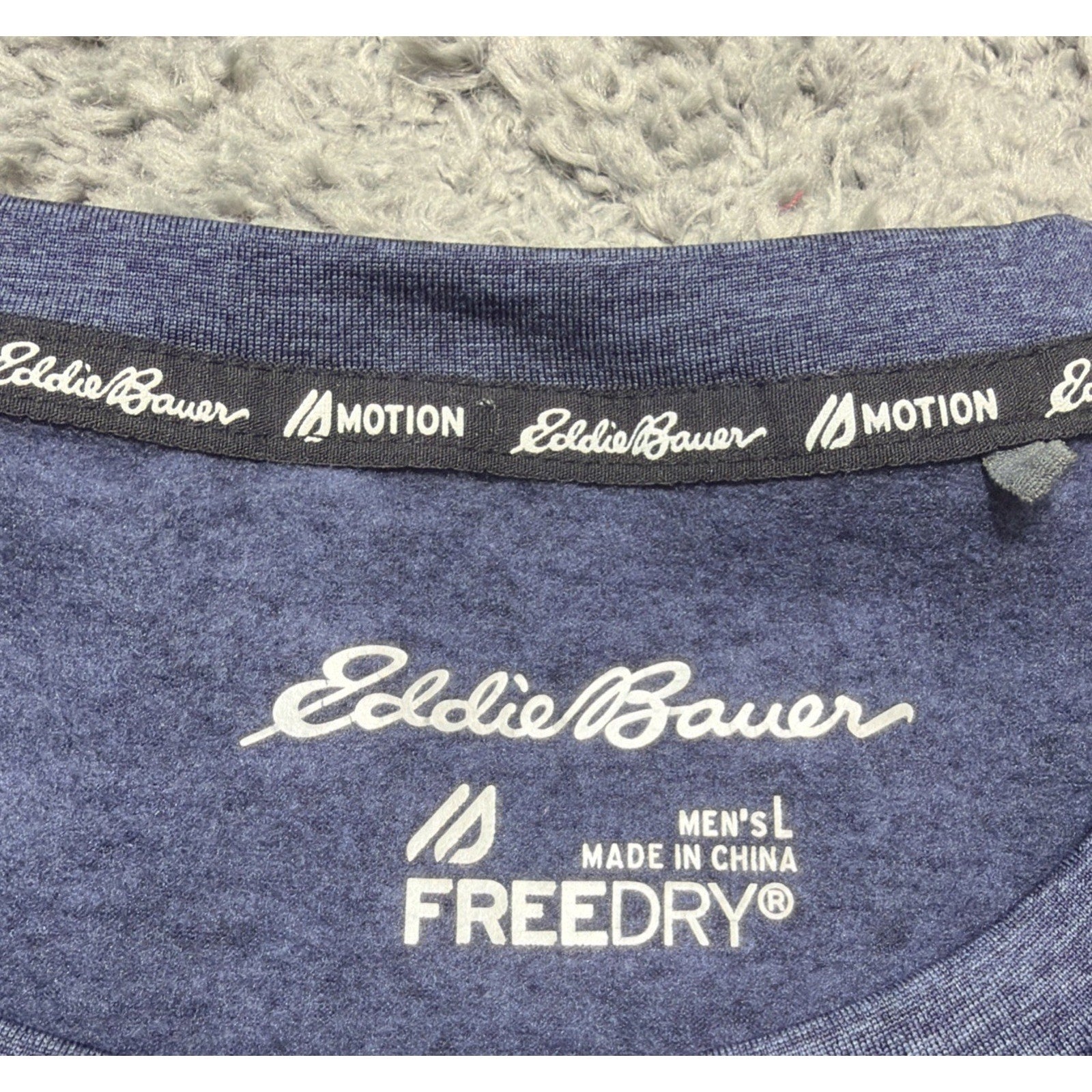 Eddie Bauer Heathered Blue Free Dry Motion Crew Neck Long Sleeve Mens L