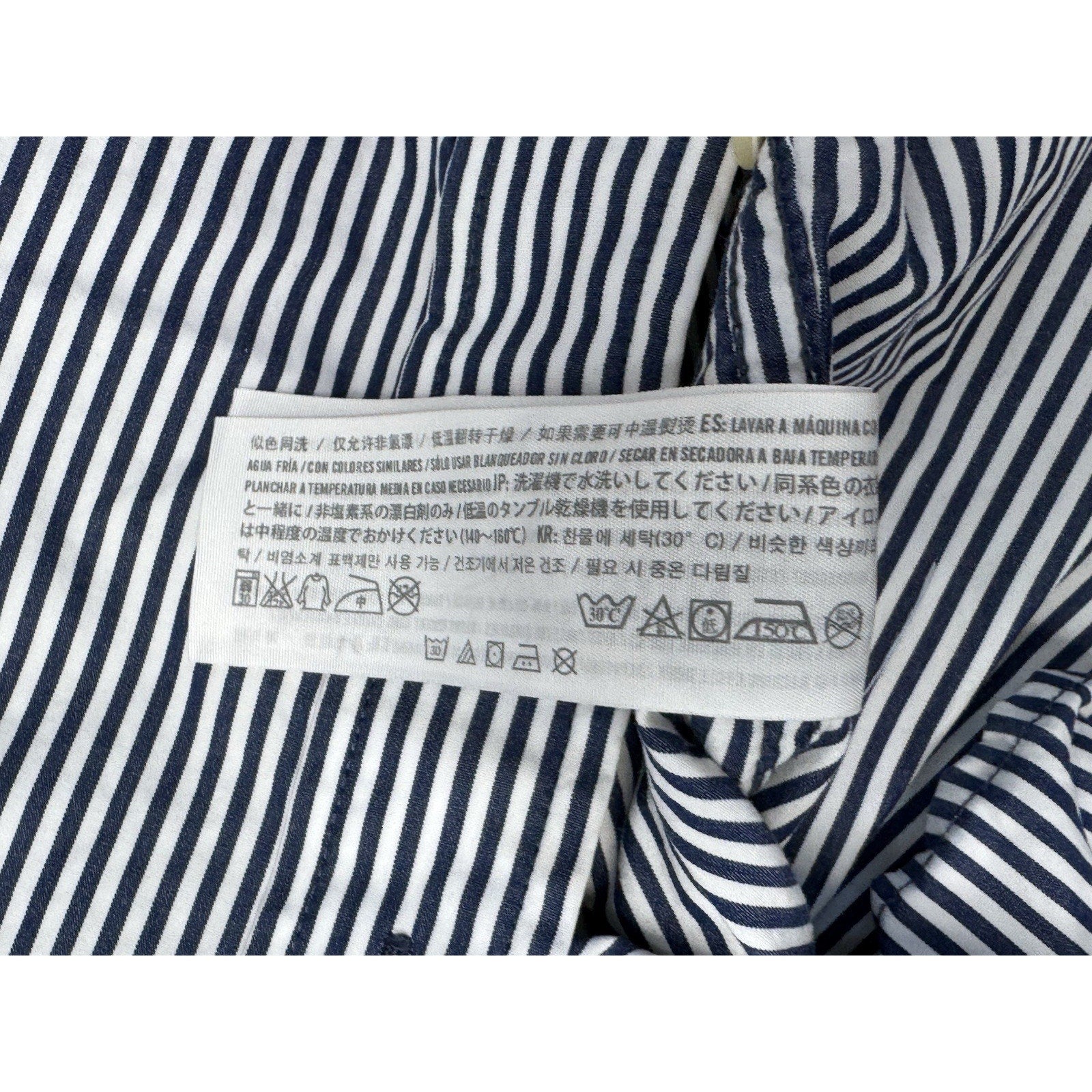 Abercrombie & Fitch Button Up Shirt Men’s White Blue Stripe Muscle Long Sleeve