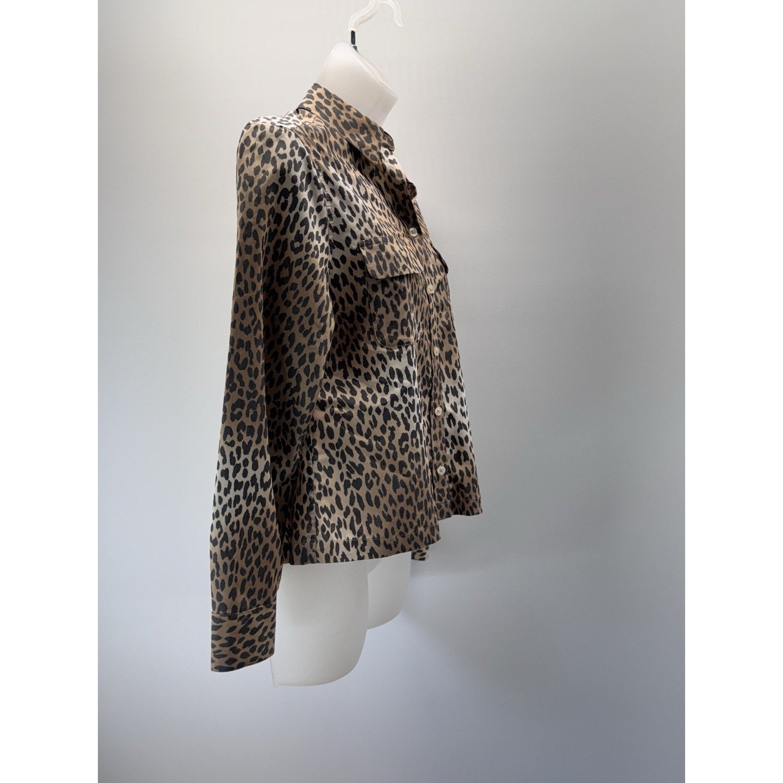 Chico's Button-Down Tunic Animal Print Pockets Modal Blend Long Sleeve Women’s 0