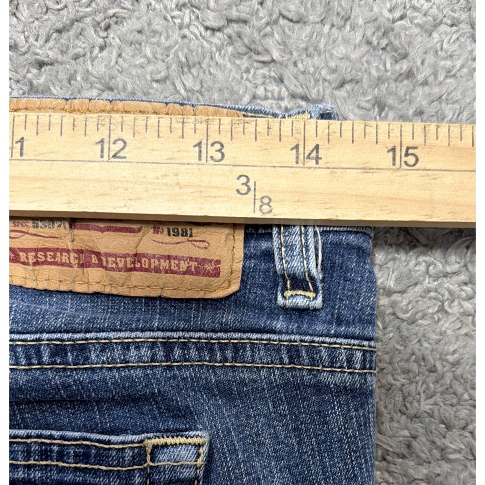 Express jeans size 6 women Precision low slung flare Med wash low rise denim Y2K