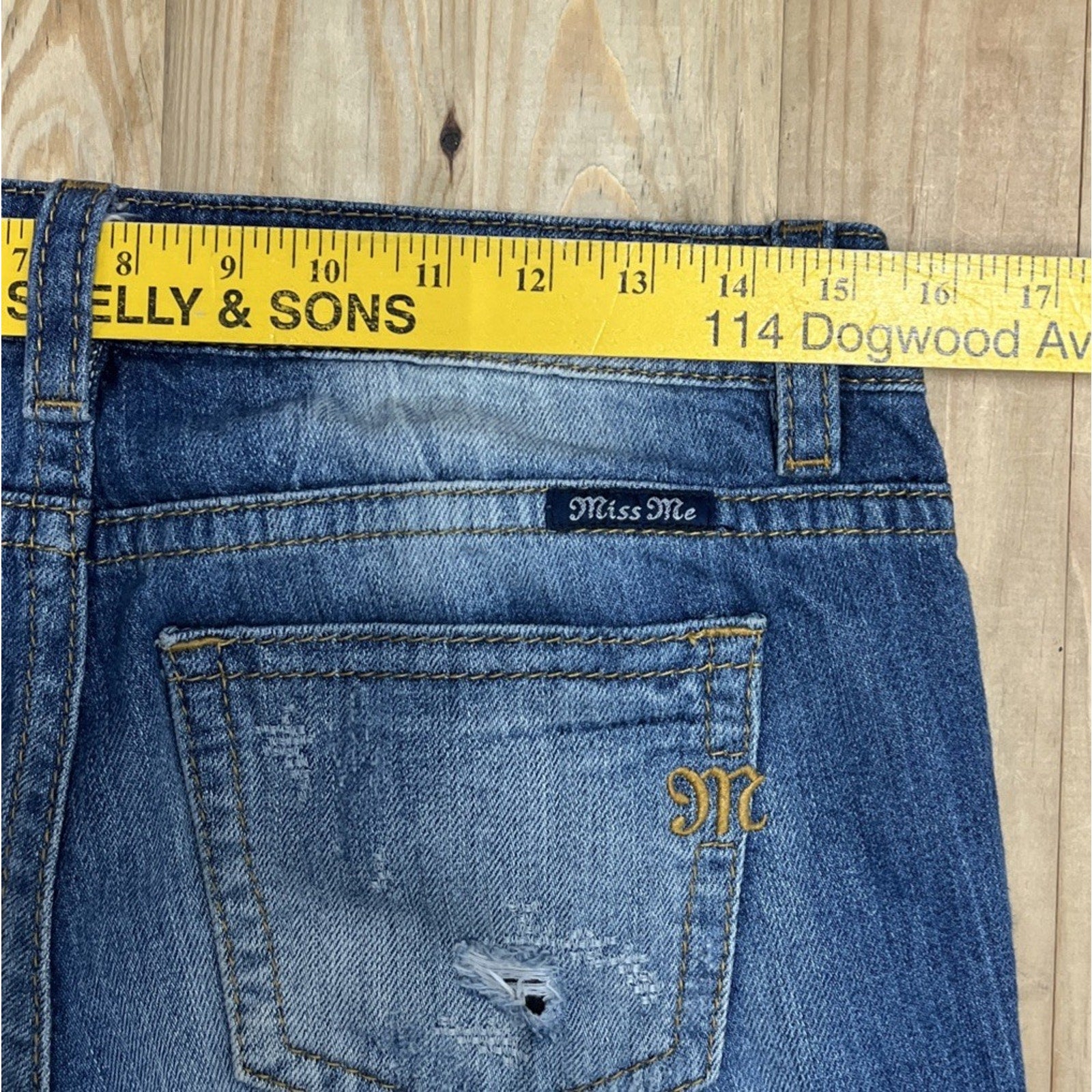 Miss Me Ripped Patched Boyfriend Capris 27