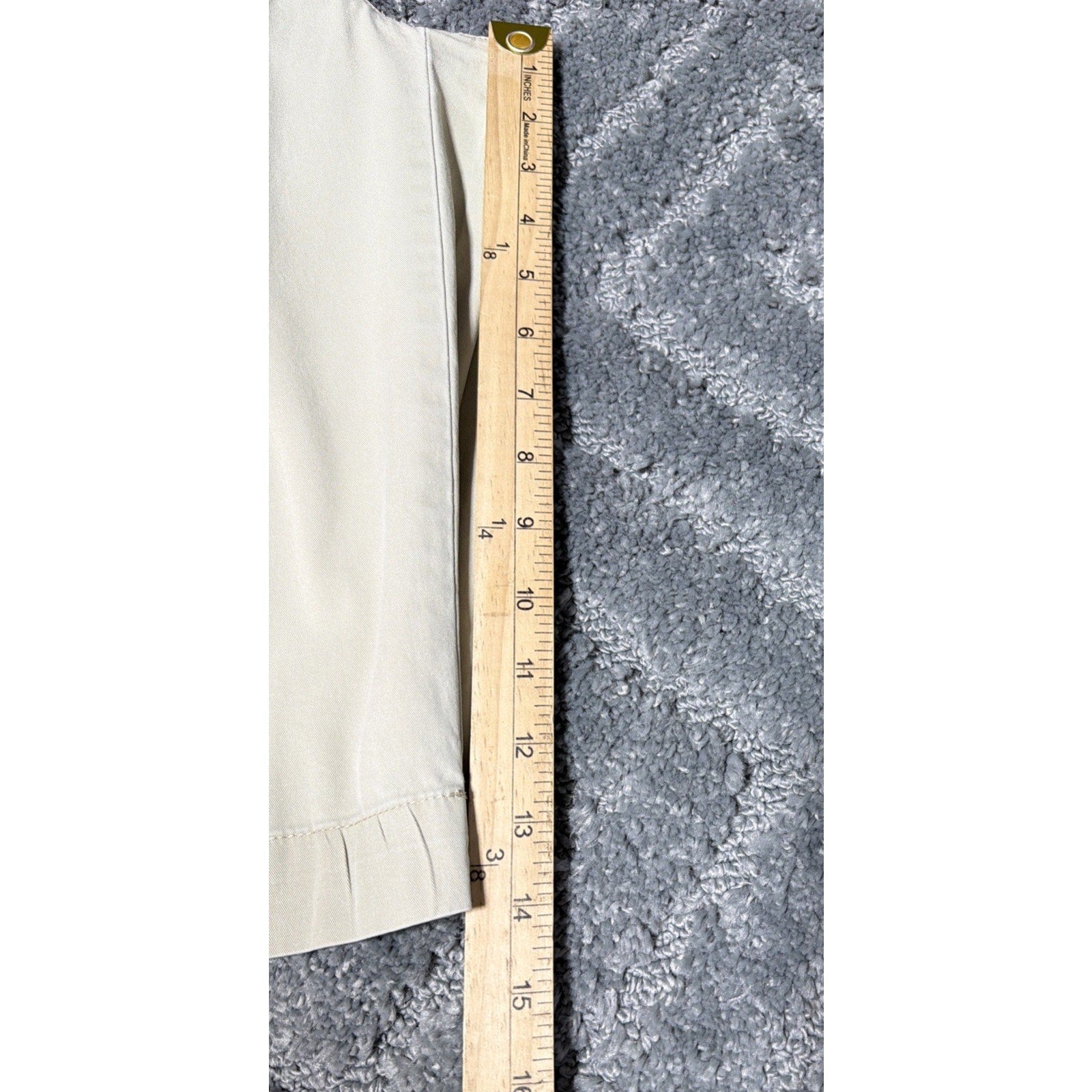 IZOD Women’s Stretch Khaki Chino Capri Pants Size 12 Preppy Beach Casual