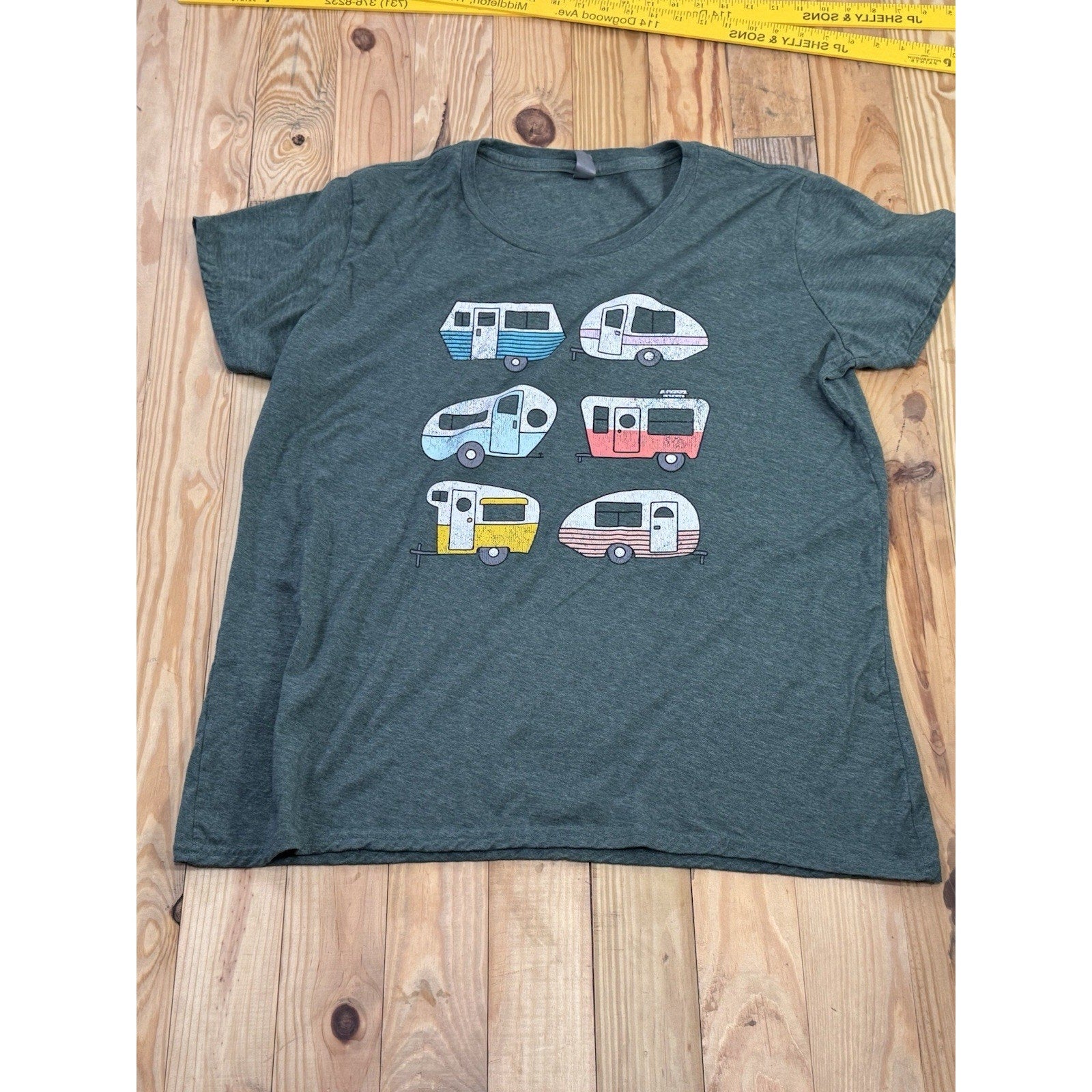 Camping Enthusiasts Women’s 2XL T-Shirt Green Campers Instant Message