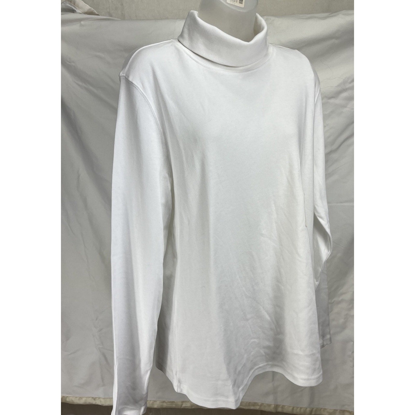 Studio Works Women’s Long Sleeve Shirts. Size XL