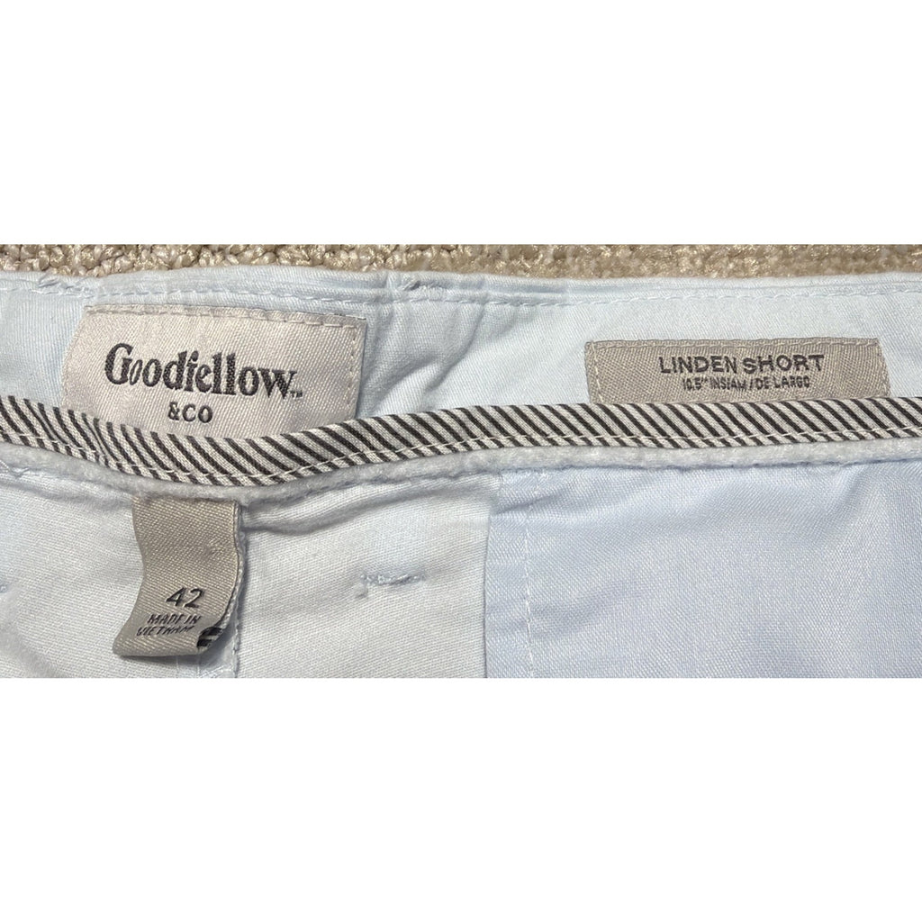 Goodfellow Mens Linden Flat Front Chino Shorts 42” Light Sky Blue 10.5” Stretch