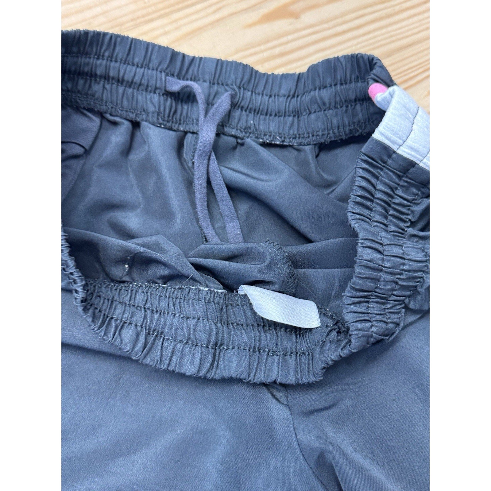 WOMEN'S DANSKIN NOW DARK GRAY SHORTS SIZE X-SMALL (0-2)