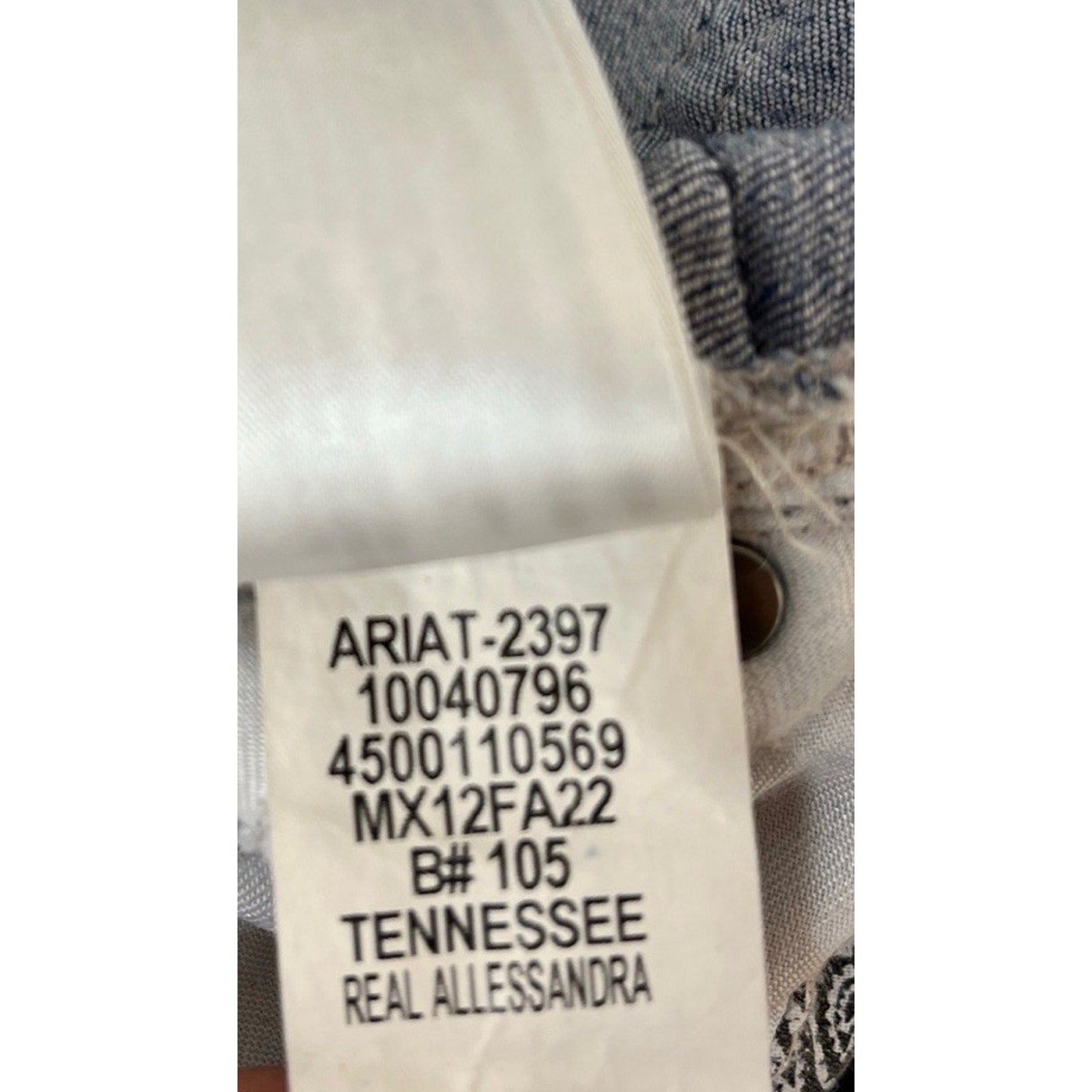 ARIAT REAL DENIM WOMENS SIZE 31 R SHORT BOOTCUT BLUE JEANS LOW RISE WHITE STITCH