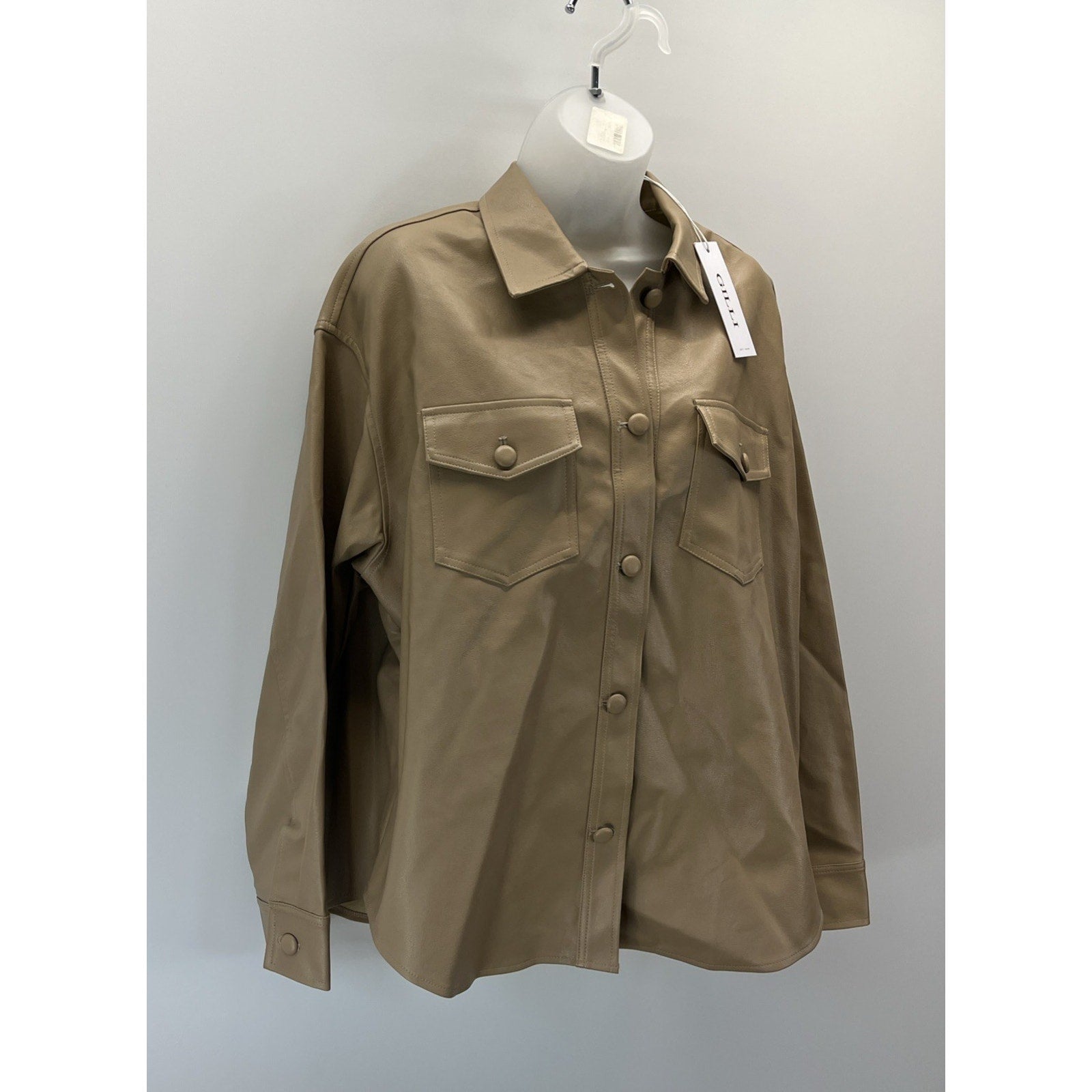 NWT Gilli Faux Leather Shacket Button Up Womens Tan Sz M