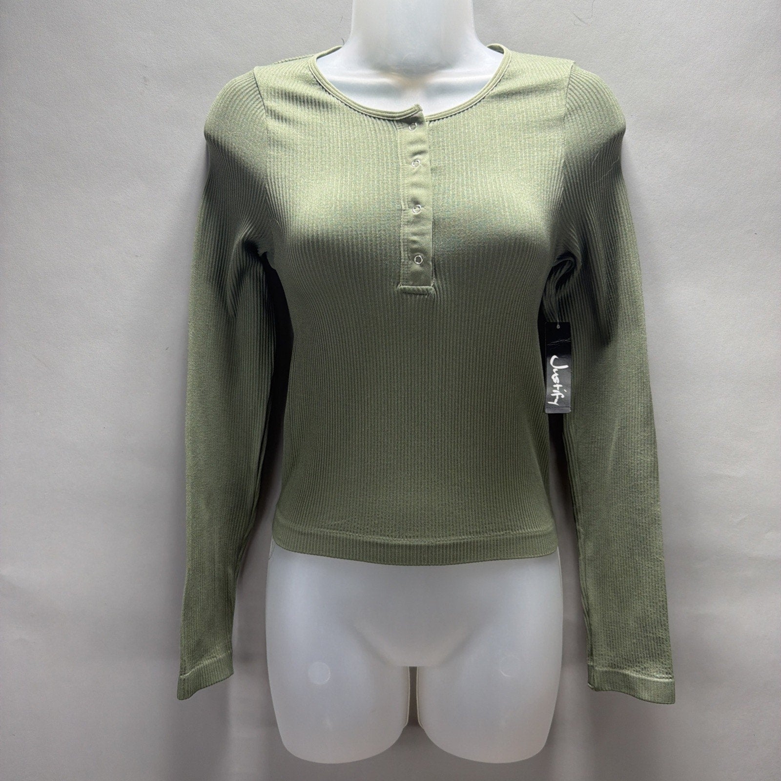 Justify Long Sleeve Seamless Henley Dusty Olive Women’s M Stretch NWT