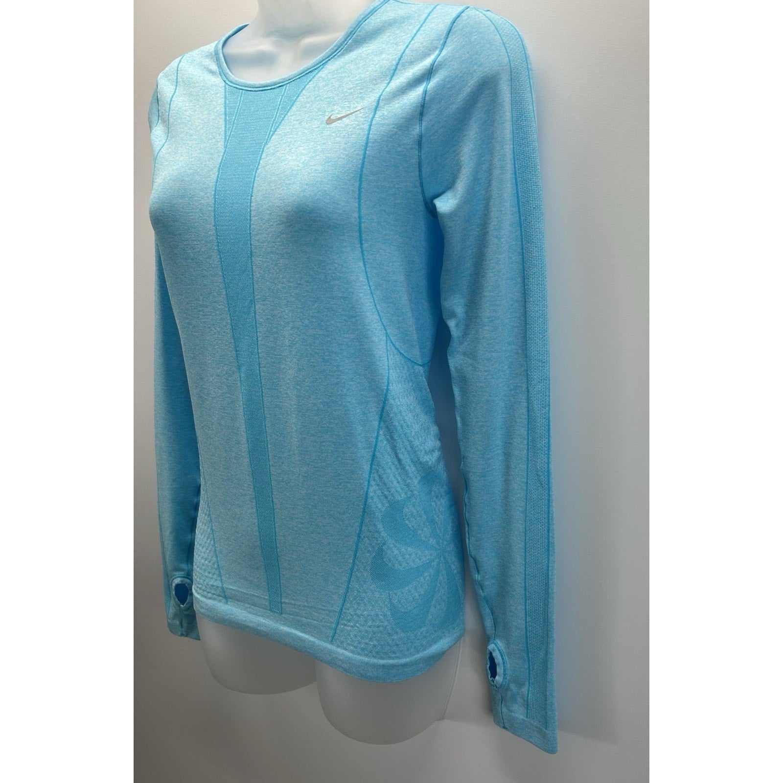 Nike Dri-Fit Long Sleeve Shirt Womens Size X Small Running Shirt.