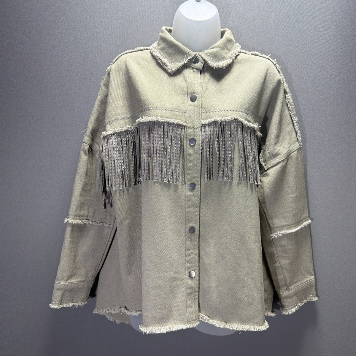 Blue B Womens Studded Fringe, Oversized, Denim Jacket Size Large