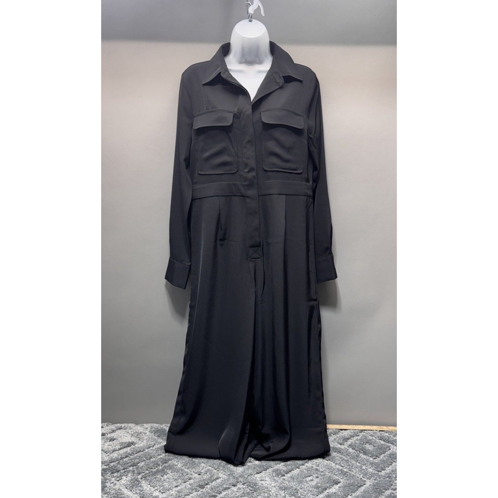 Banana Republic Black Satin Utility Wide Leg Jumpsuit Women’s Size 8 New
