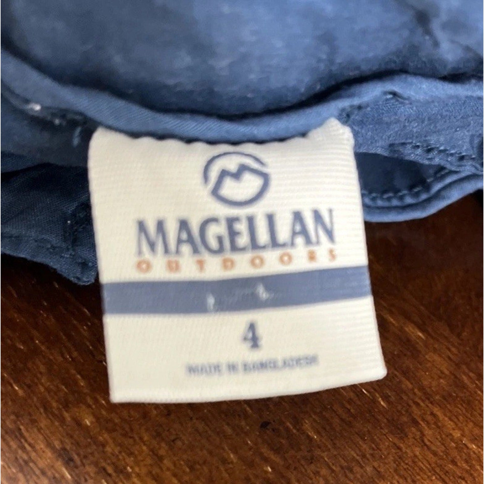NWT Magellan Outdoors Happy Camper Moonlit Ocean Shorts Womens Size 4