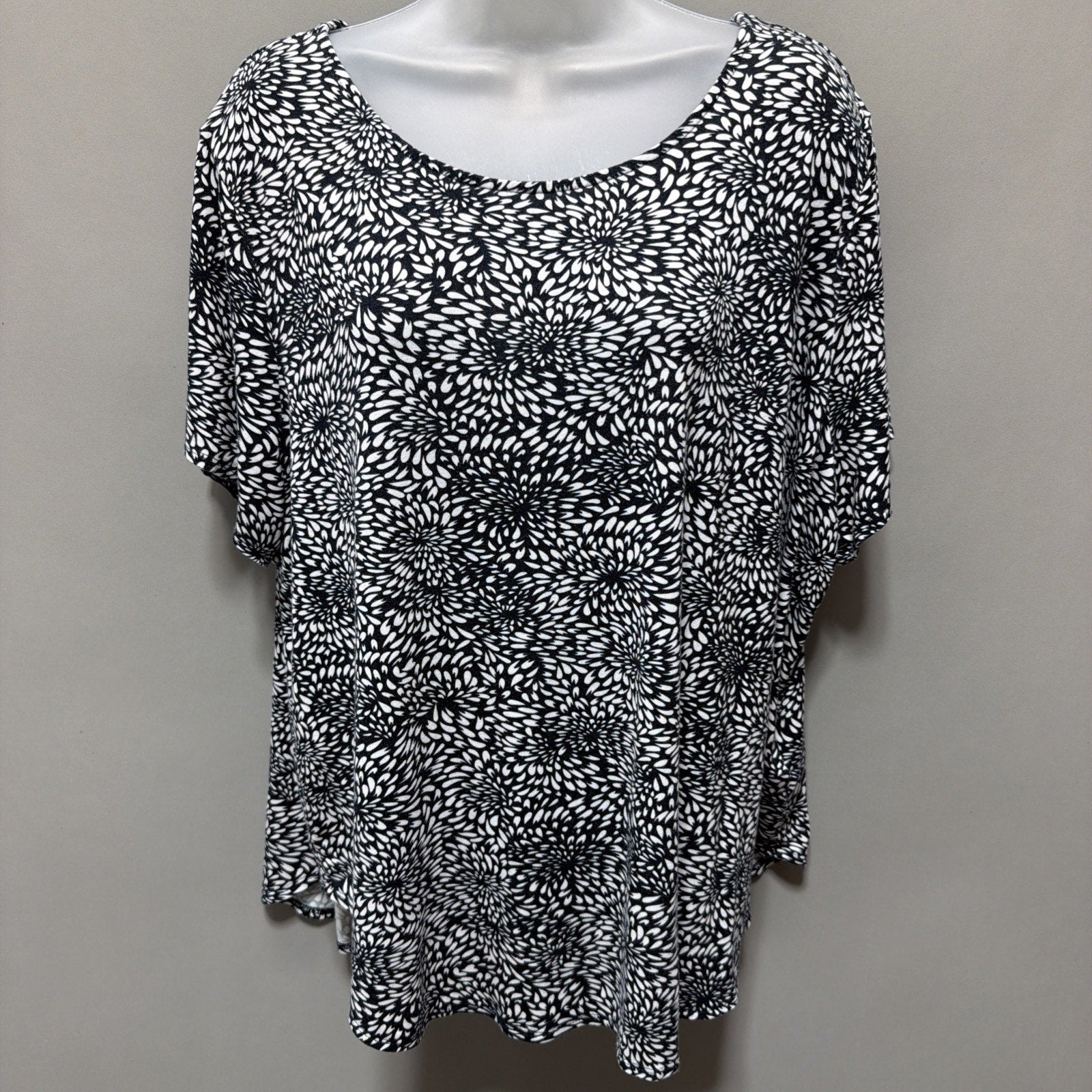 Philosophy Womens Black White Comfort Knit Floral Pullover Tunic Stretch Size 3X