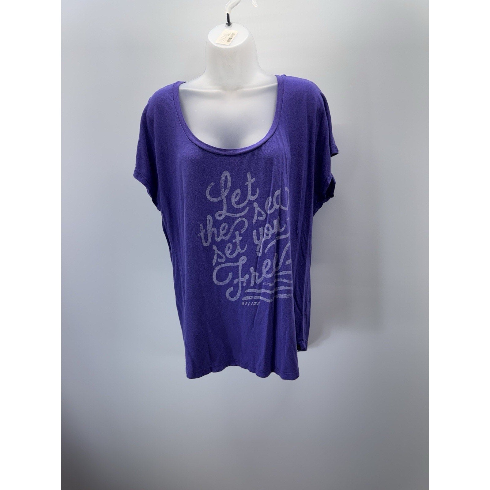 Cariloha Women’s Purple TShirt “Let the Sea Set You Free” Sz 2XL