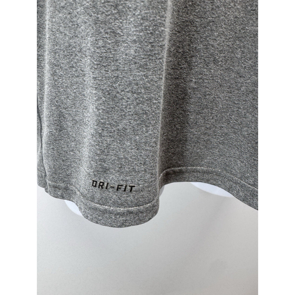 Nike Dri-Fit Athletic Cut Gray Crew Neck T-shirt Men’s Size Medium