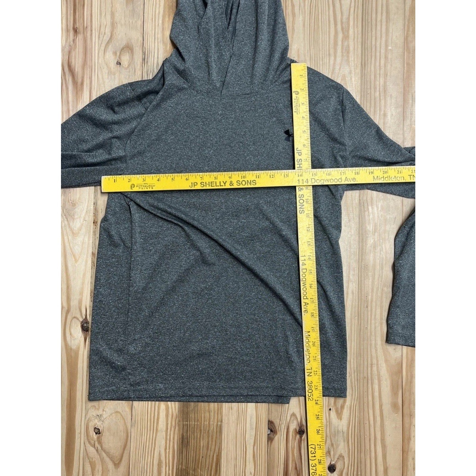 Under Armour Boys Dark Gray Fitted Pullover with Hood Size Youth XL