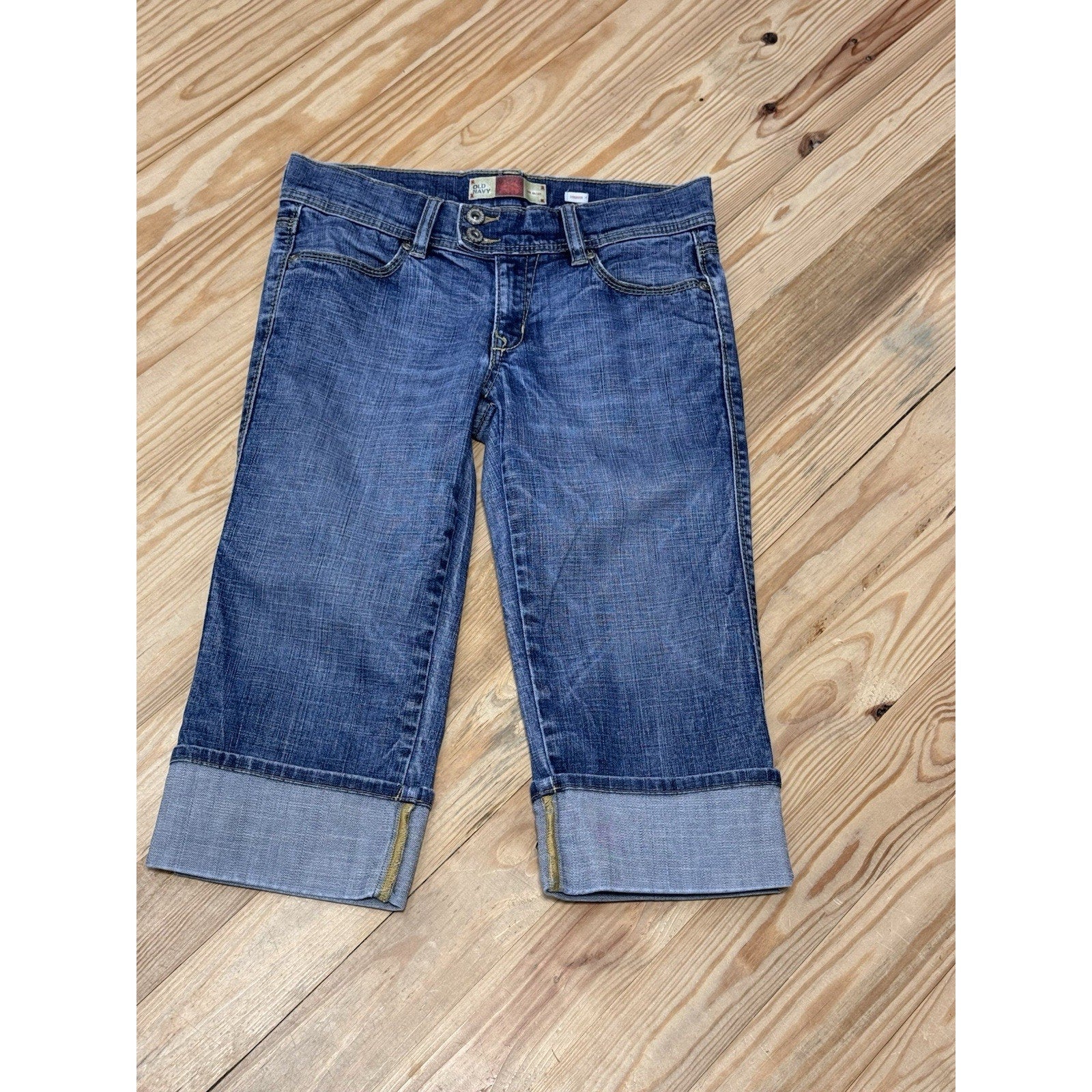 Vintage Old Navy Womens Capri Pants Jeans Cuffed Distressed Low Rise Y2K Size 4