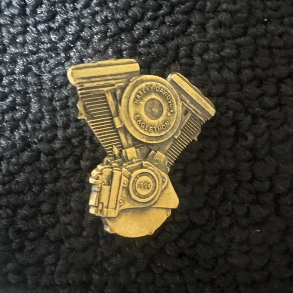 AUTHENTIC 1994 HARLEY DAVIDSON MOTORCYCLES EAGLETHON MOTOR PIN RARE !
