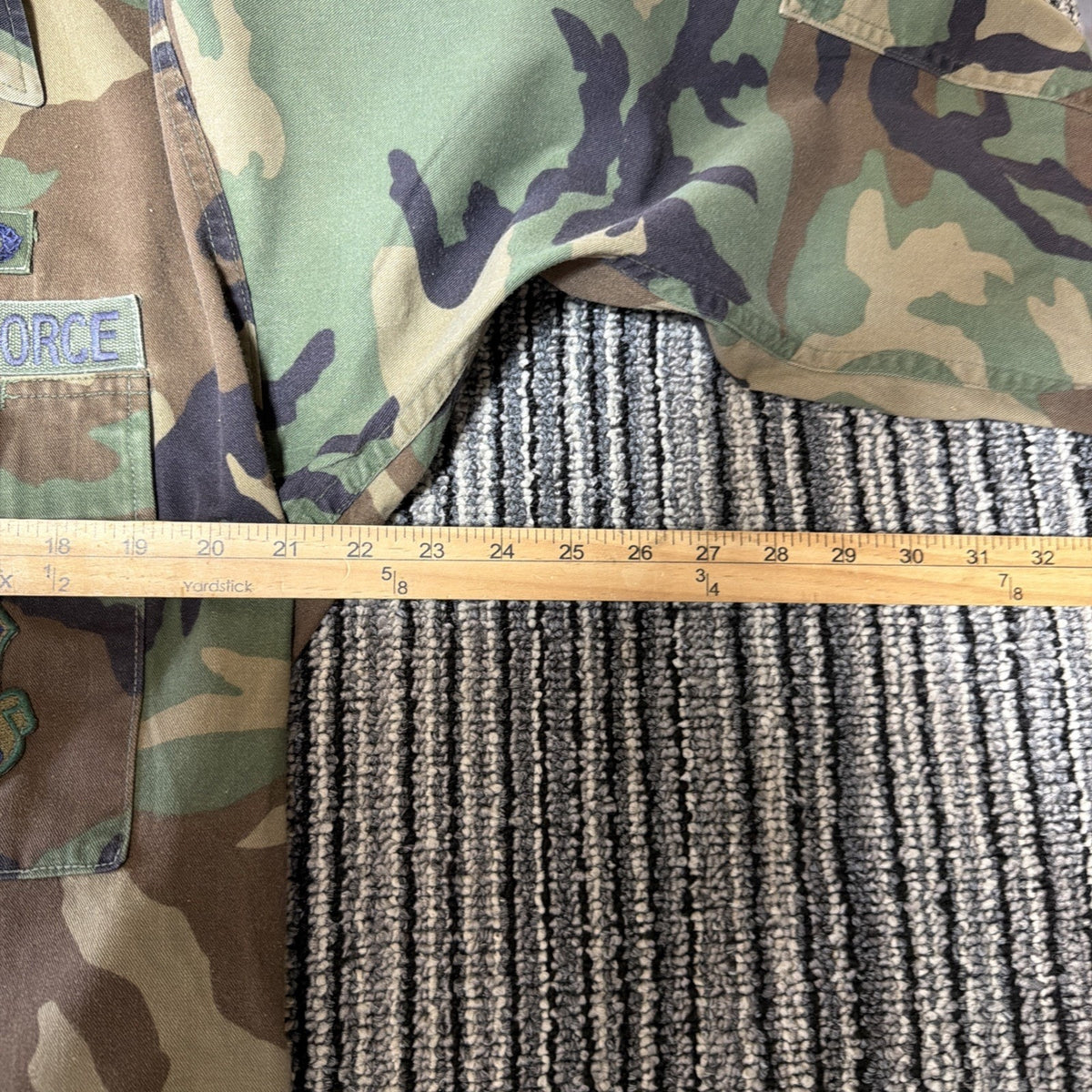 VTG 80s US Military Air Force Woodland Camo Field Jacket Patches Mens M Regular